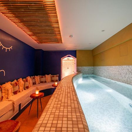 La Finca Hotel & Spa Paris Exteriör bild