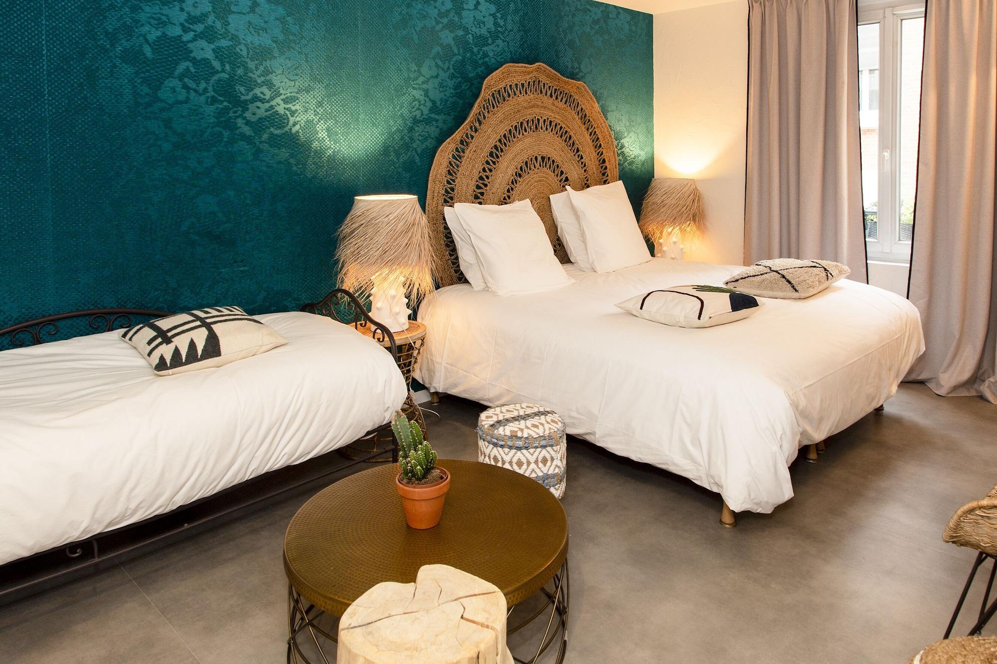 La Finca Hotel & Spa Paris Exteriör bild