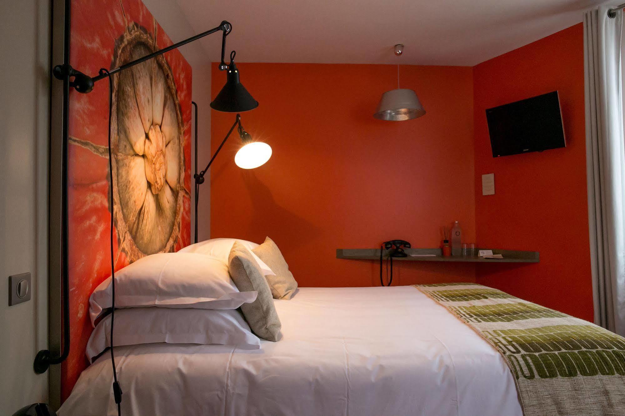 La Finca Hotel & Spa Paris Exteriör bild