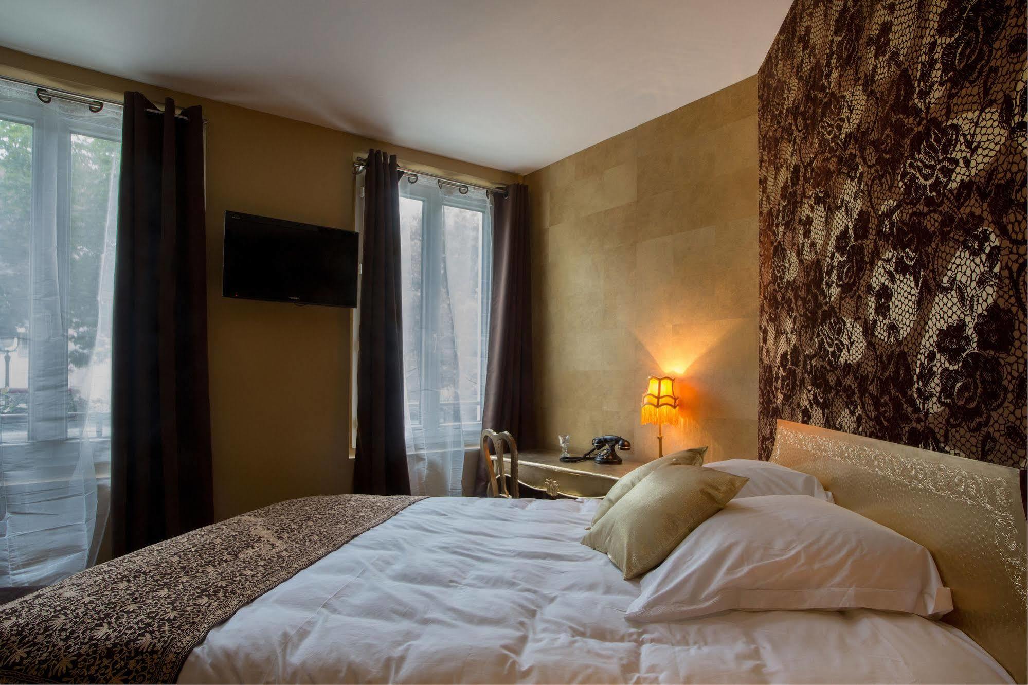 La Finca Hotel & Spa Paris Exteriör bild